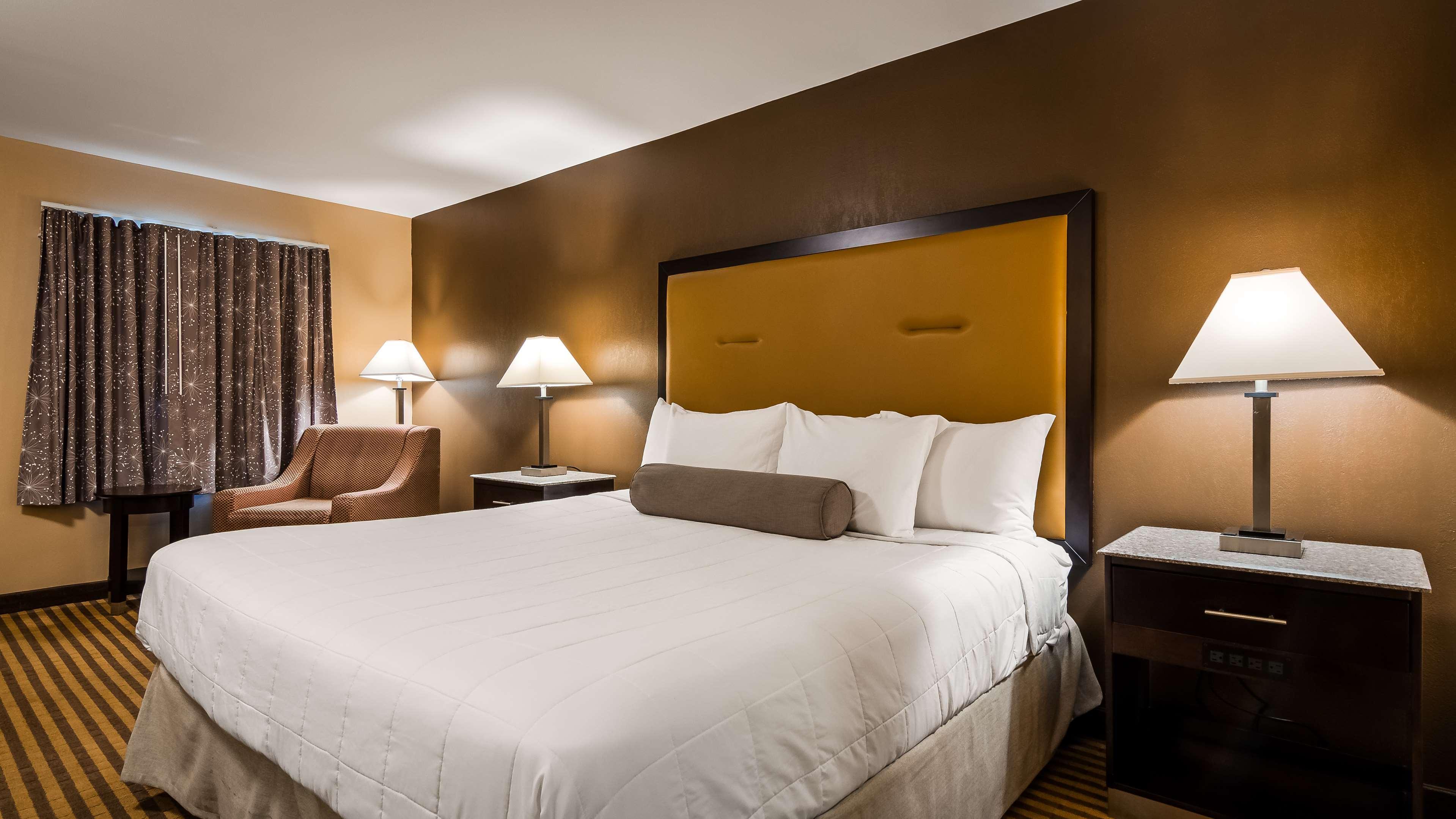 ชัวร์สเตย์ พลัส โฮเต็ล บาย เบสต์เวสเทิร์น เบลมาร์ Hotel เบลล์มาร์ ภายนอก รูปภาพ