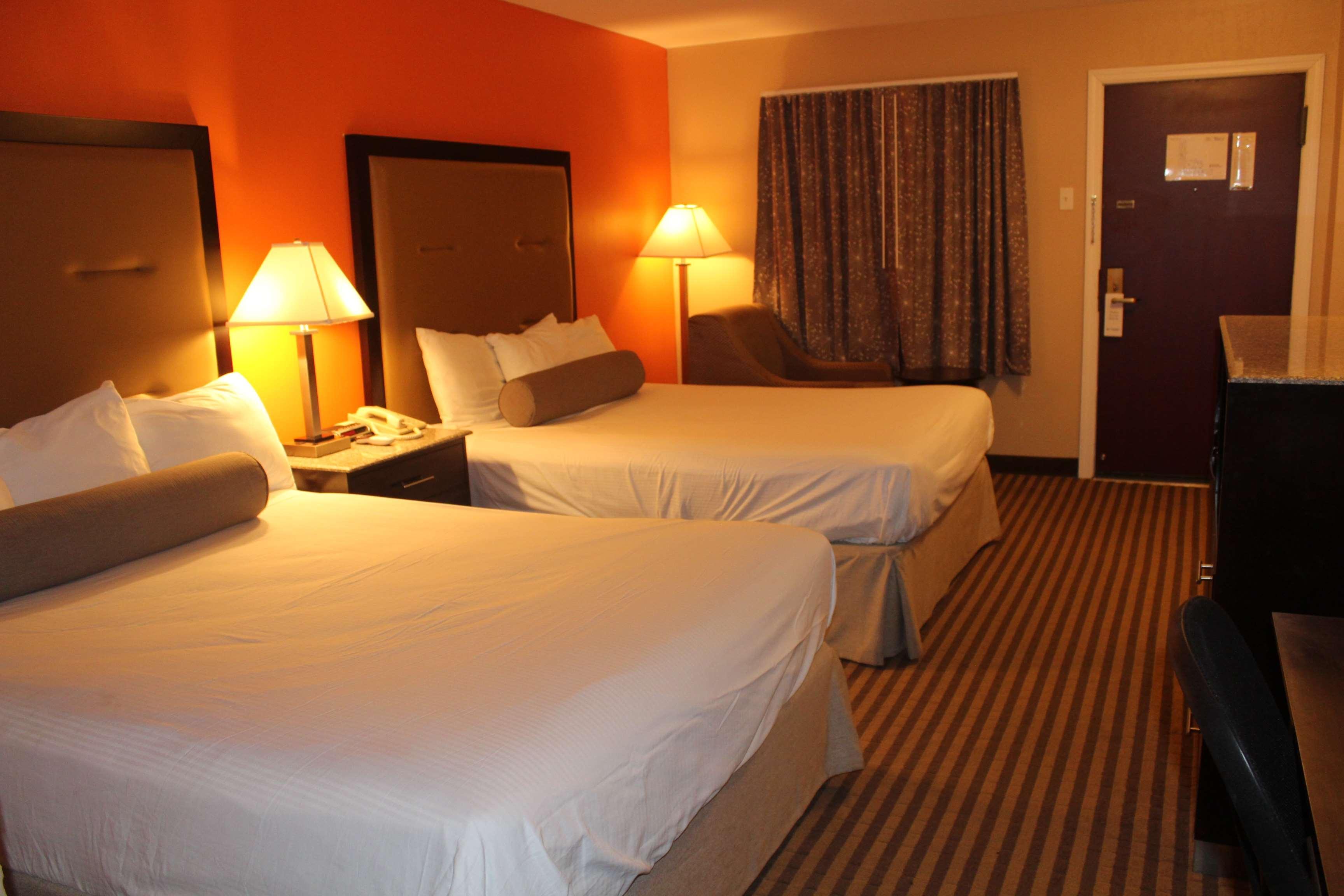 ชัวร์สเตย์ พลัส โฮเต็ล บาย เบสต์เวสเทิร์น เบลมาร์ Hotel เบลล์มาร์ ภายนอก รูปภาพ